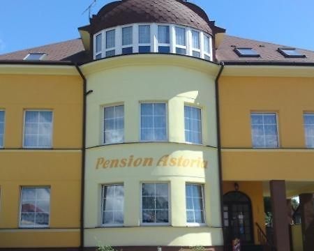 Pension Astoria Klášterec nad Ohří Zewnętrze zdjęcie